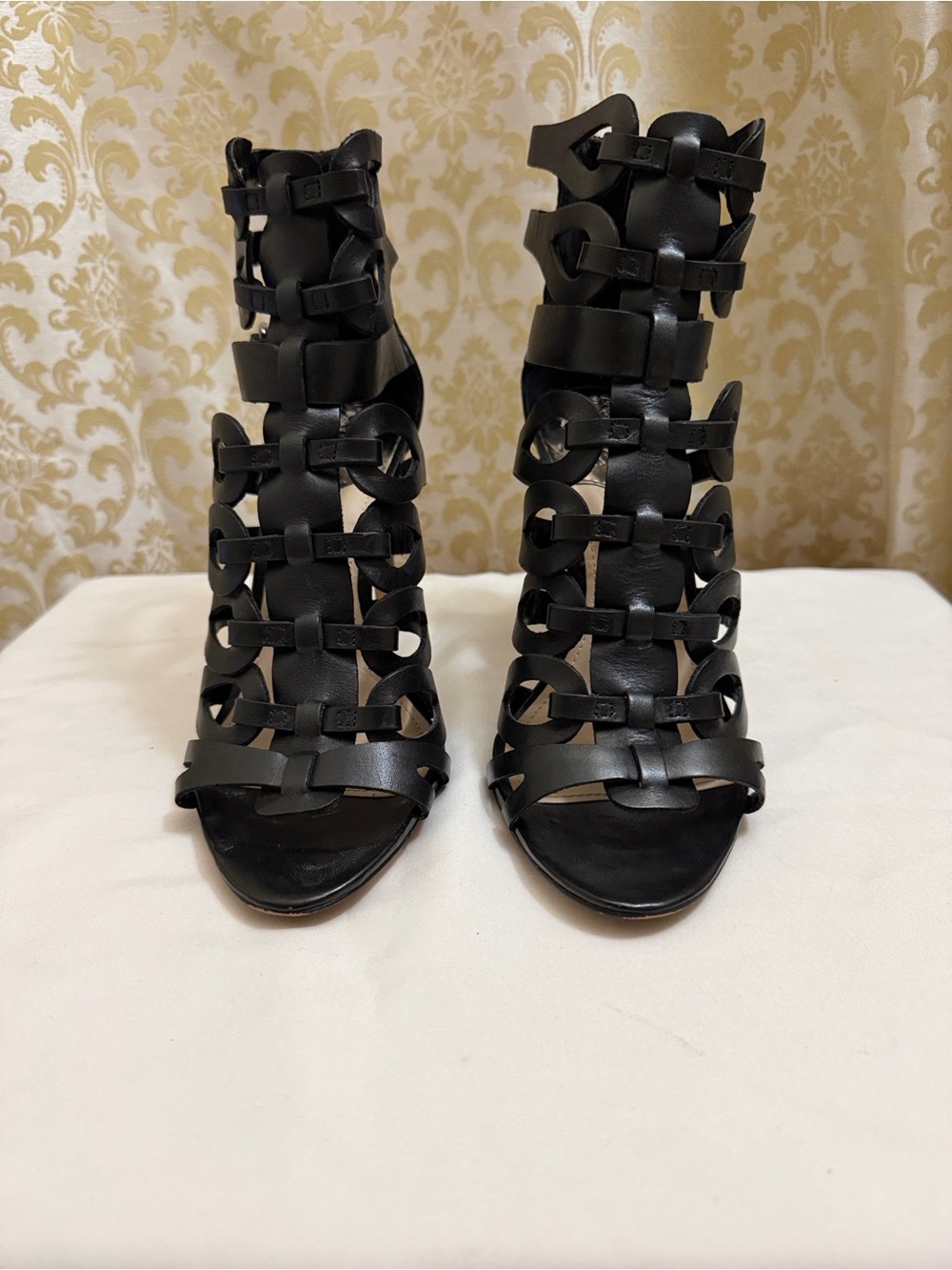 Vince Camuto Black Strappy Gladiator High Heel Sandals Size 9.5
